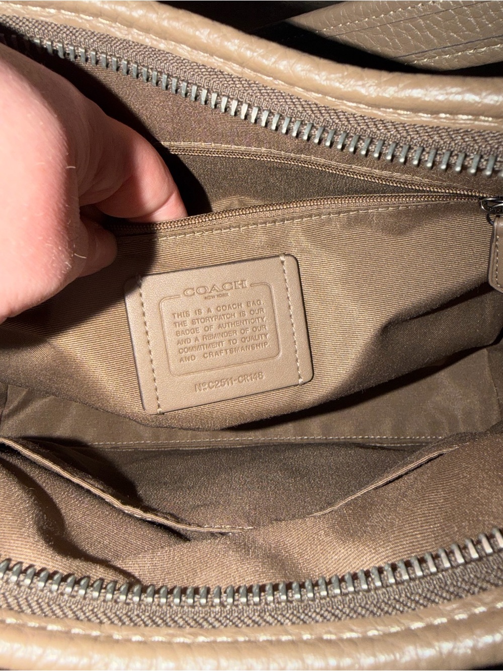 Coach Purse - Picture 4 of 9